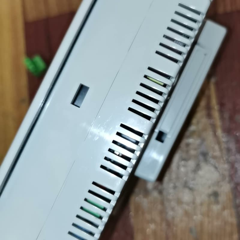 海泰克PWS6600T-P触摸屏，成色漂亮，功能包好，原厂画--议价商品