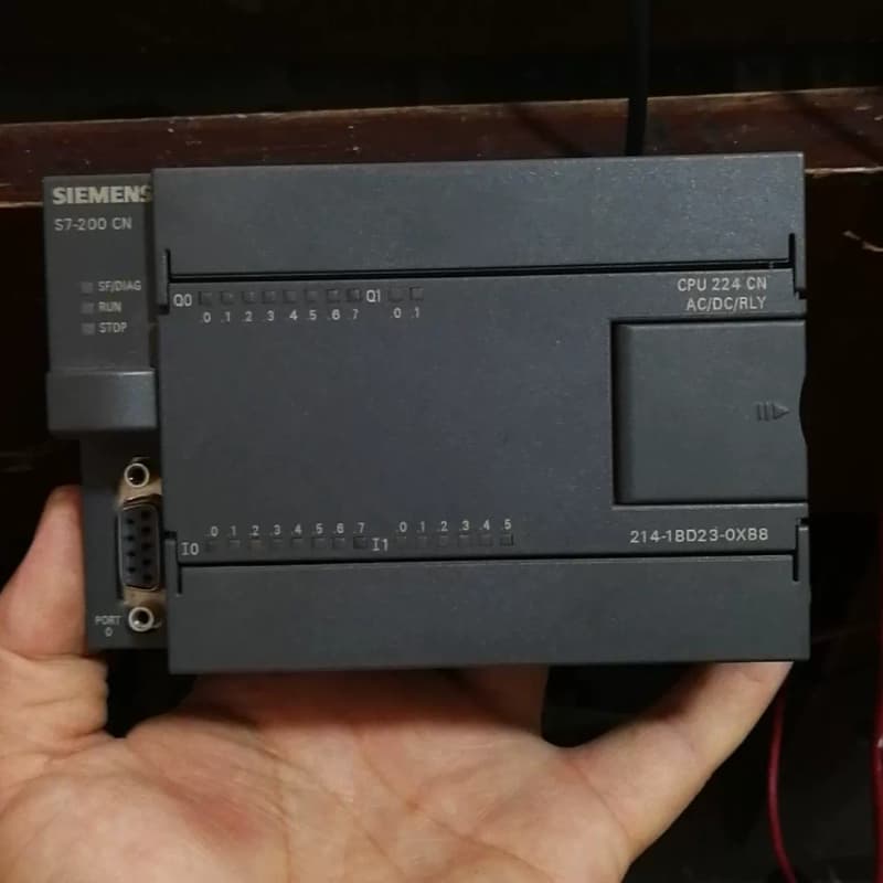 西门子CPU 224 CN 成色漂亮包好功能正常，有两块--议价商品