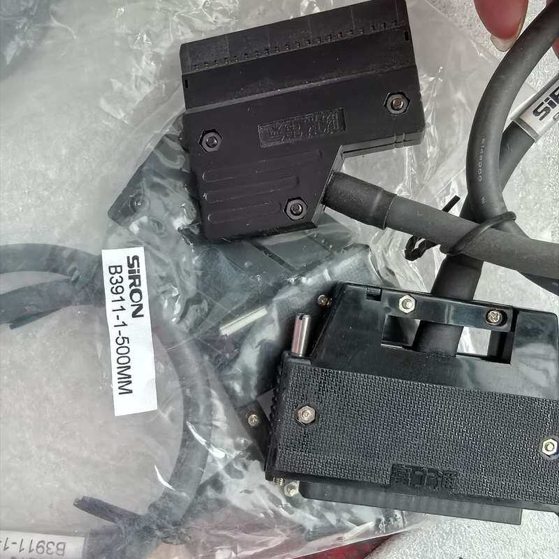 SIRON原装正品连接线SiRON胜蓝PLC侧通信线,三菱P--议价商品