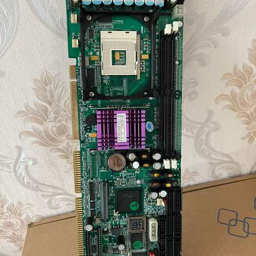 台湾瑞传 ROBO-8712VLA 工控机主板 B93056--议价商品