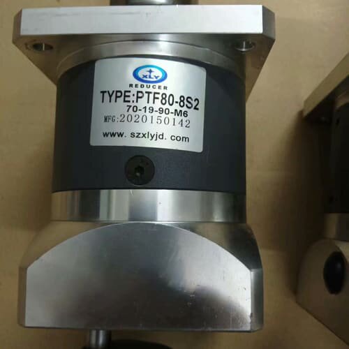 750瓦行星减速机：PTF80一8S2/速比8/输入孔19/--议价商品