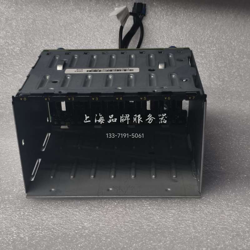 H3C 0231A6QD 8盘位2.5寸NVMe硬盘笼,原装--议价商品
