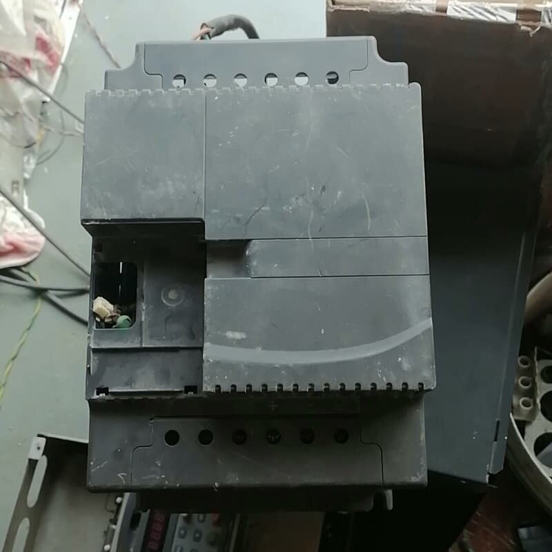 台达变频器VFD150E43A,15KW没有面板了,模块好的--议价商品