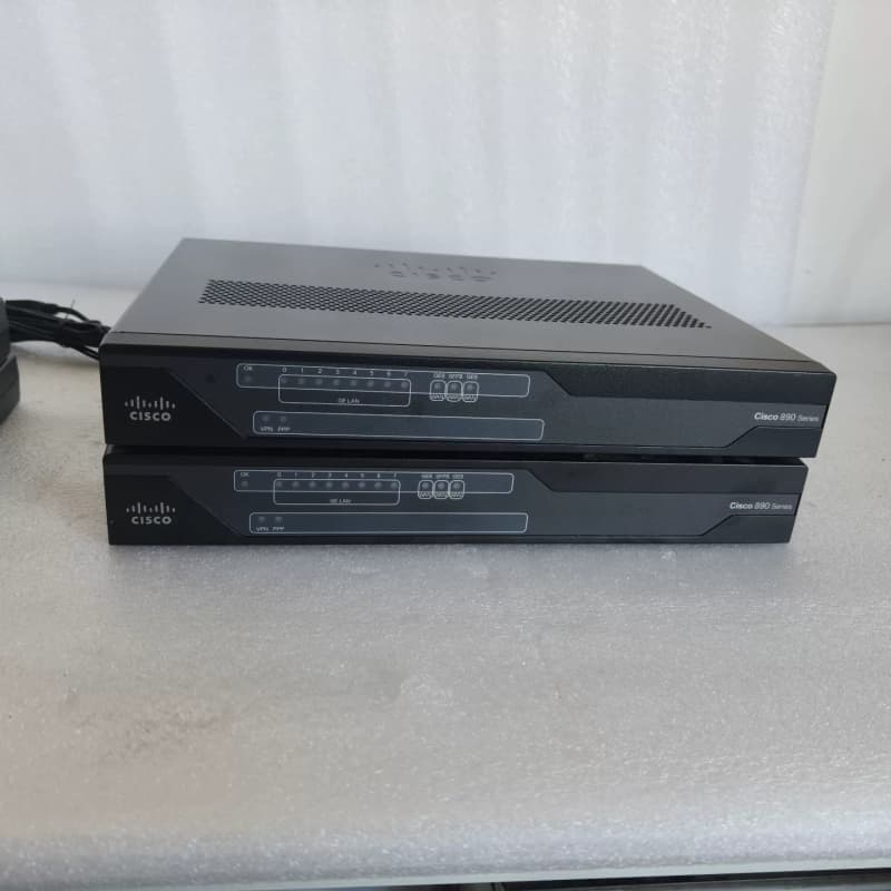 二手 思科892FSP路由器2台，带原装电源适配器。机器成色--议价商