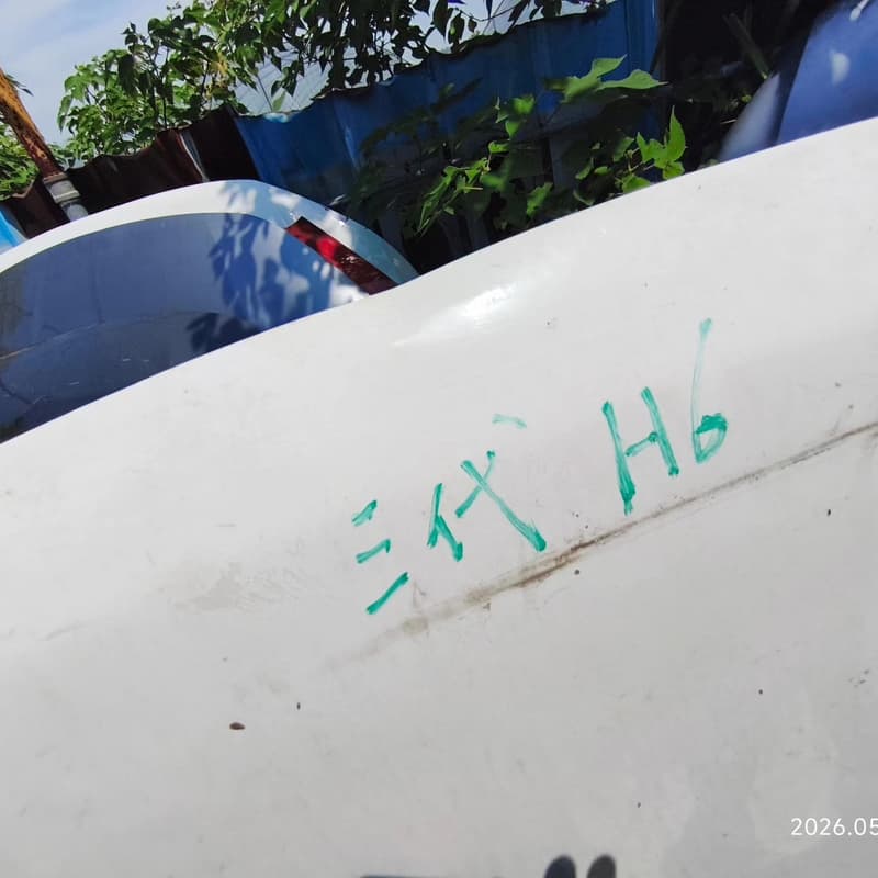 哈弗H6三代机盖,原厂拆车件,白色,结构完整,原车漆,成色还--
