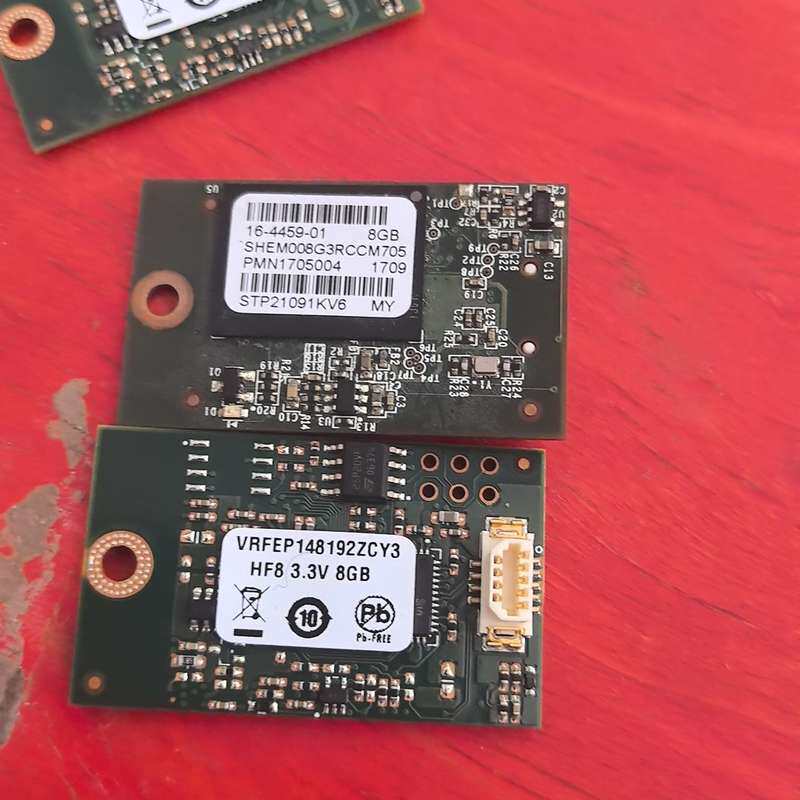 MEM-FLSH-8G 16-4459-01 思科路由器闪存--议价商品