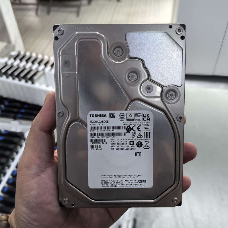 TOSHIBA/东芝 8T SATA 3.5寸硬盘HDEPV--议价商品