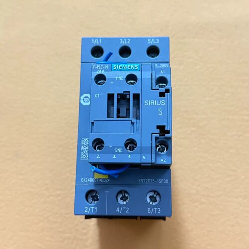 西门子接触器3RT2035-1SP30，原装正品，实物拍摄，--议价商品