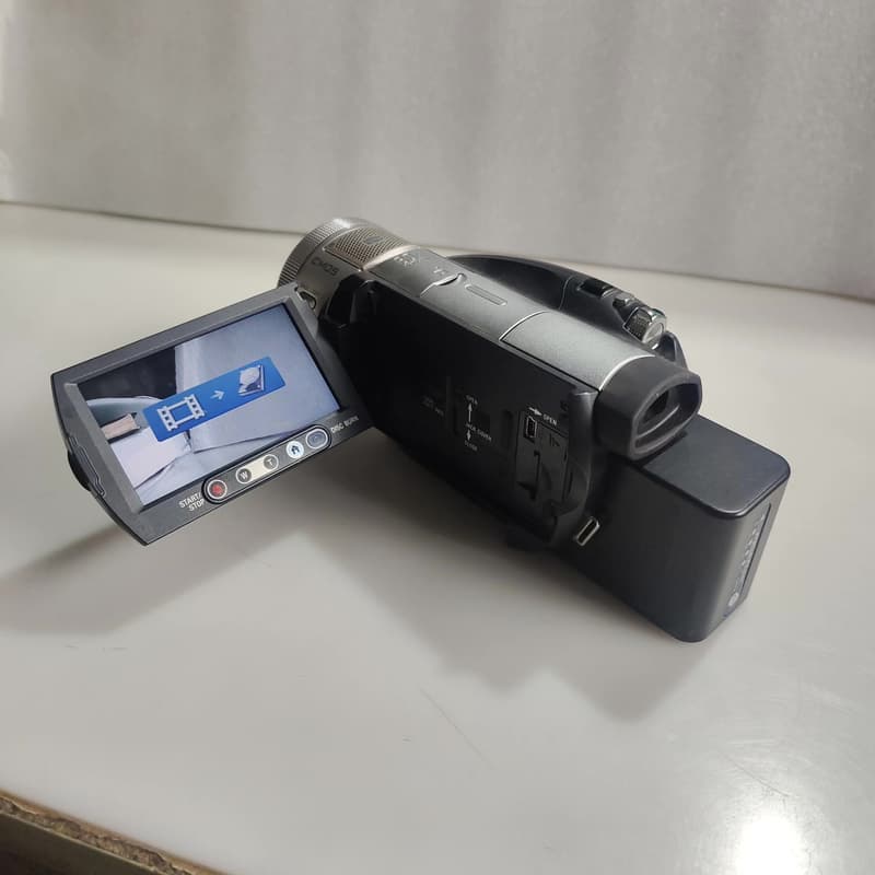 SONY索尼HDR-SR1硬盘高清数码机 30GB硬盘2--议价商品