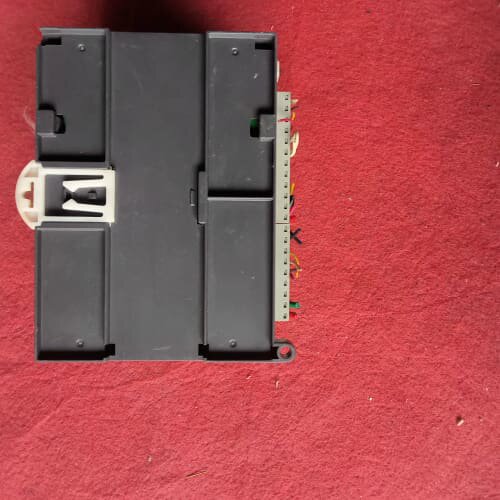 台达PLC DVP24ES200T，实物拍摄，功能正常。拆机--议价商品