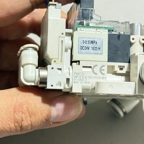 日本PISCO电磁阀,具体型号看图,原装正品,实物拍摄、成色--议