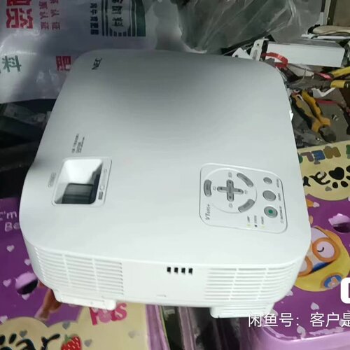 NEC投影仪vT695+，正常开机，功能正常，需要换，便--议价商品