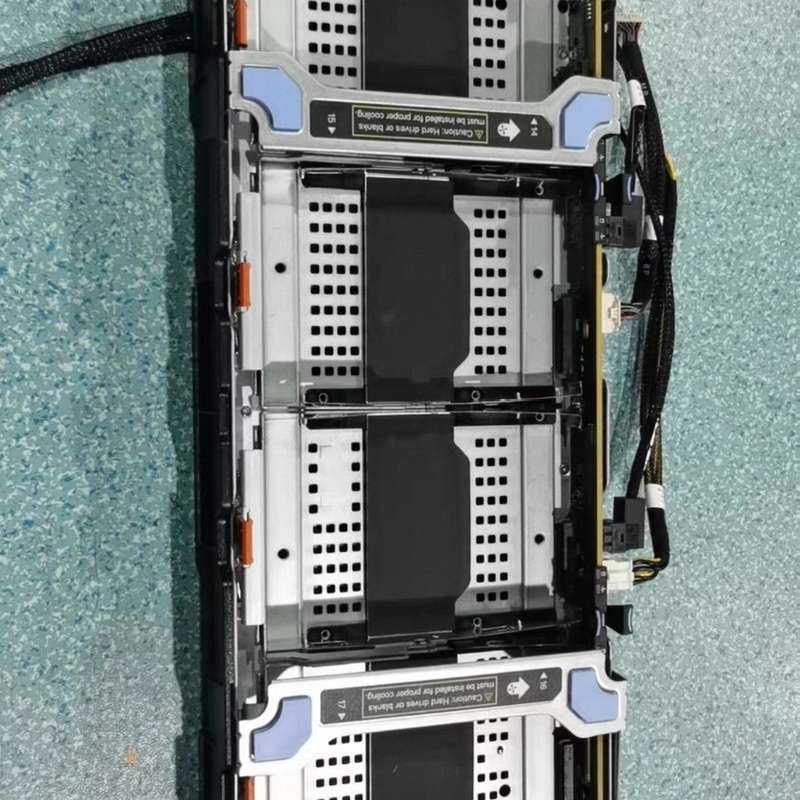包出几百个 原装拆机 成色新 戴尔R740XD服务器内置硬--议价商品