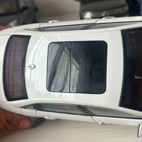 1/18比例奥迪a4l汽车模型--议价商品