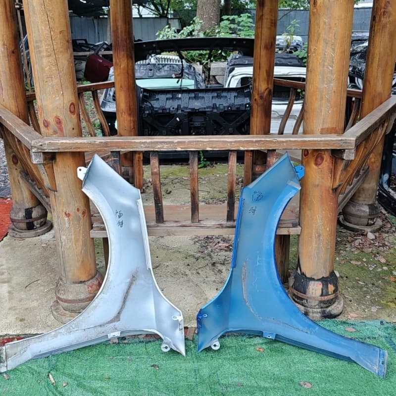 福特福克斯左右叶子板--议价商品