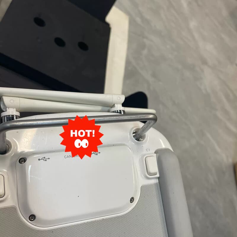 大疆datalink3遥控器，含接收机和配件，成色很好，有两--议价商