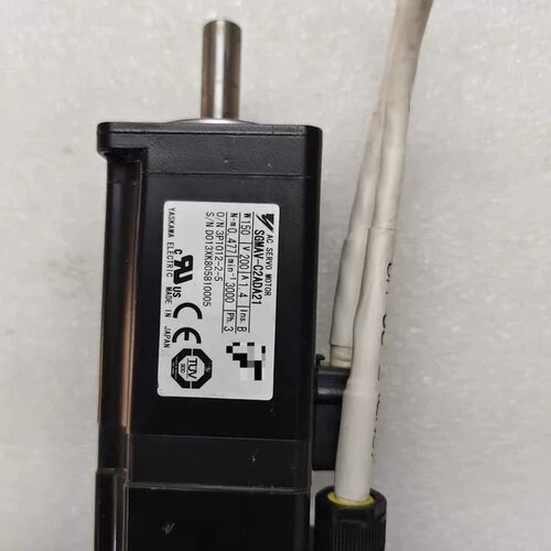 安川伺服电机SGMAV-C2ADA21，日本原装进口，设备拆--议价商品