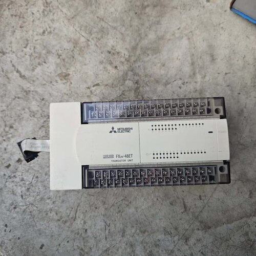 三菱PLC FX2N-48ET，日版原装，AC85-264V--议价商品