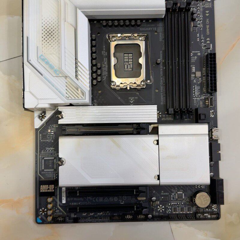 技嘉Z790 AORUS ELITE AX WIFI主板,带--议价商品