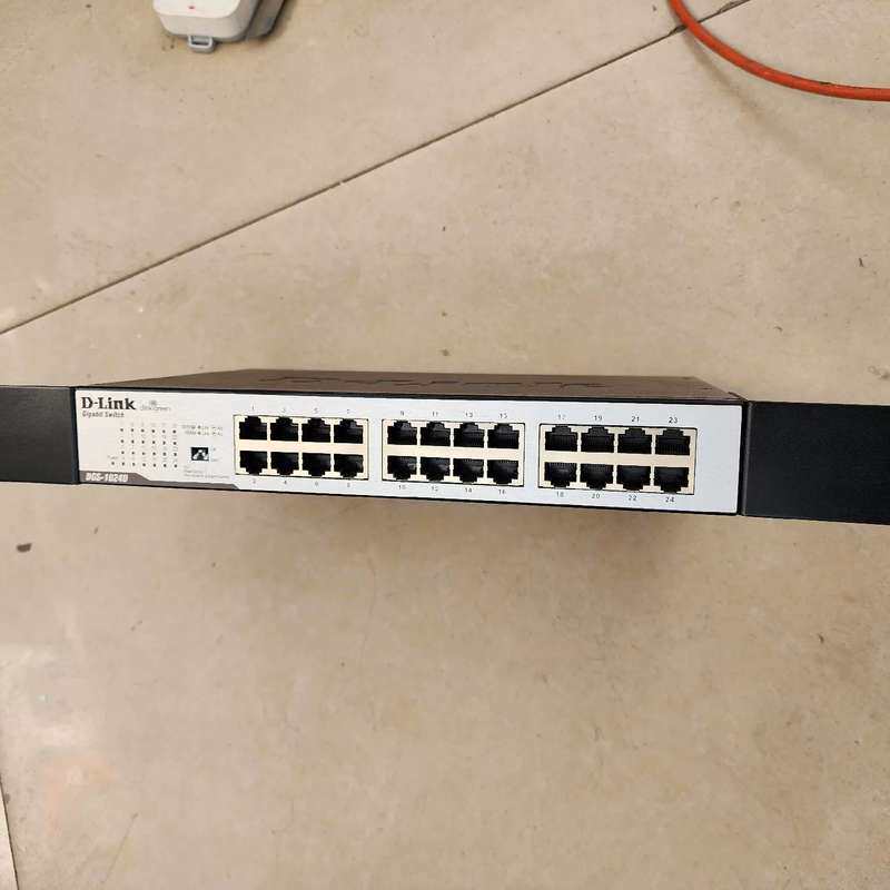 友迅 DGS-1024D 24口全千兆交换机--议价商品