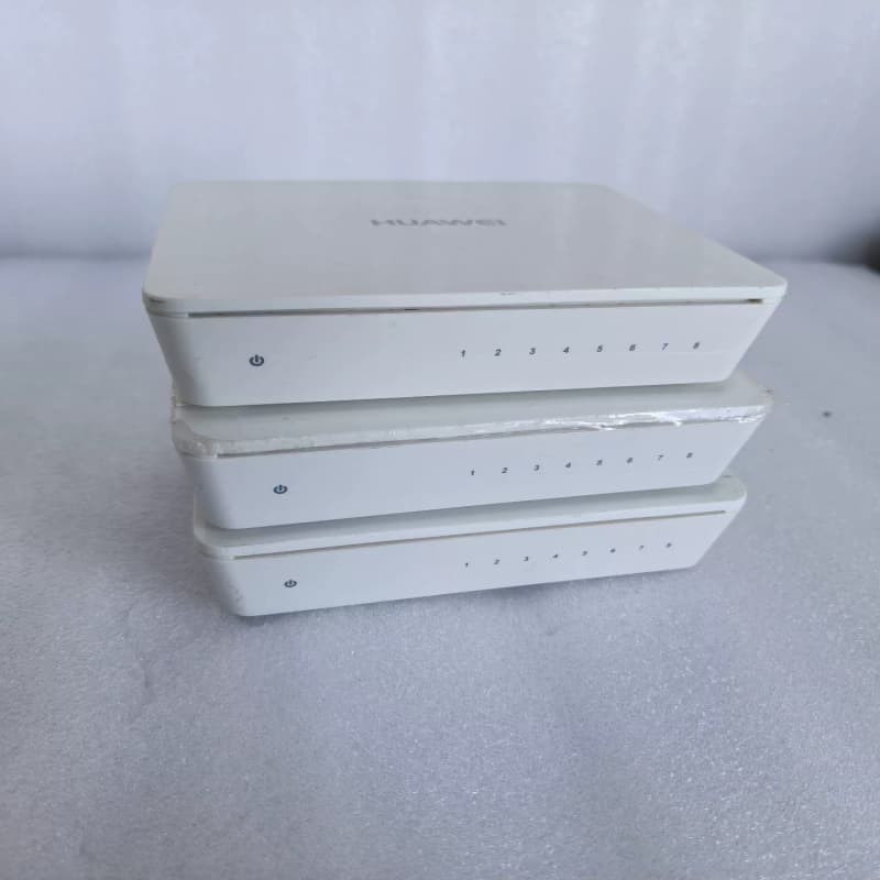二手 S1700-8G-AC 8口百兆交换机 实物图片--议价商品
