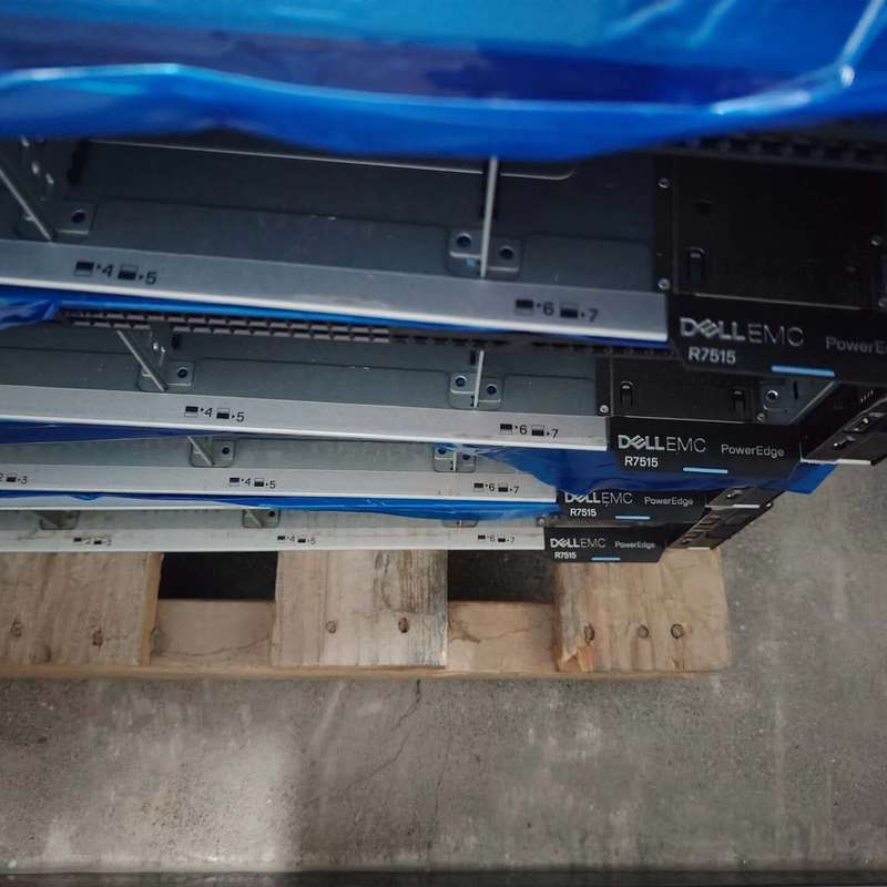 最新到货四台带官保戴尔 Dell R7515 3.5*8盘--议价商品