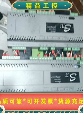 出霍尼韦尔品牌的SII控制器，灰色外壳搭配绿色接线端子，外观--