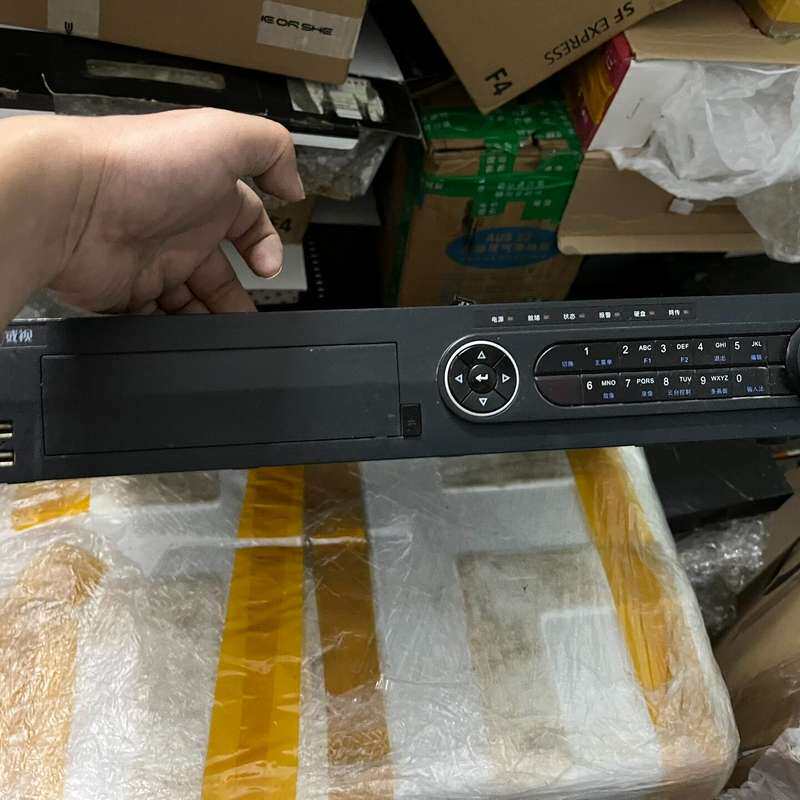 海康威视DS-7908N-K4网络硬盘录像机,8路4盘位,双--议价商品