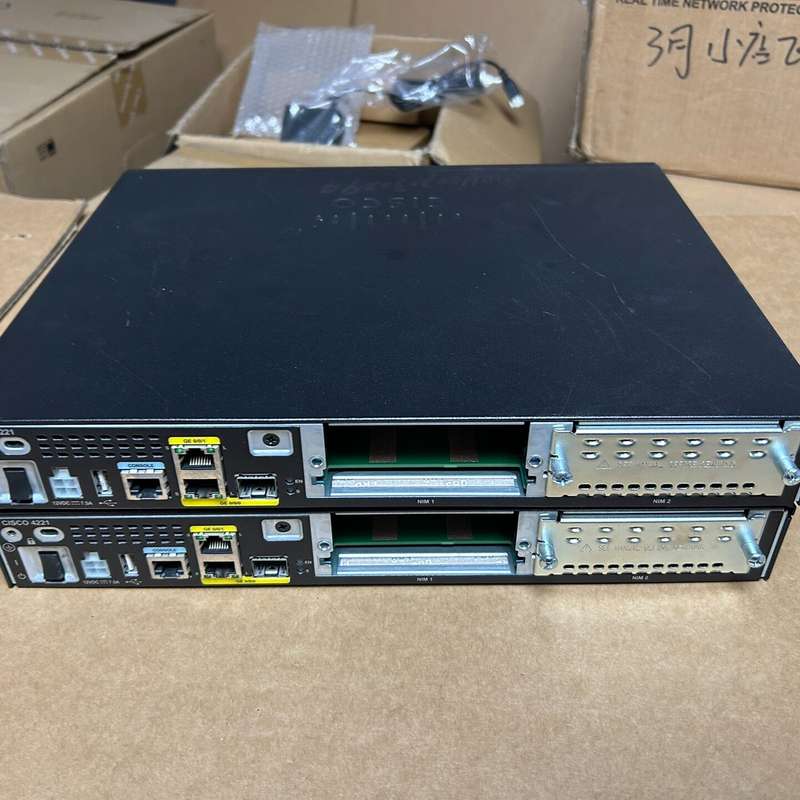 Cisco思科 ISR4221 企业级千兆路由器--议价商品