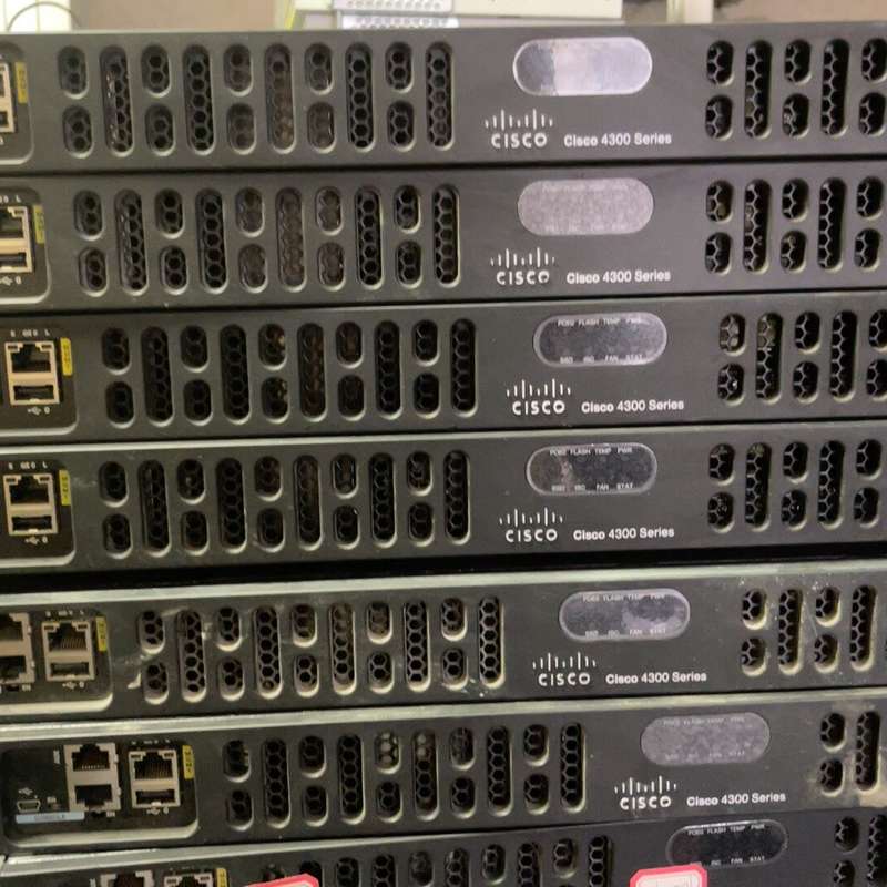 Cisco思科 ISR4331/K9 企业级千兆路由器--议价商品