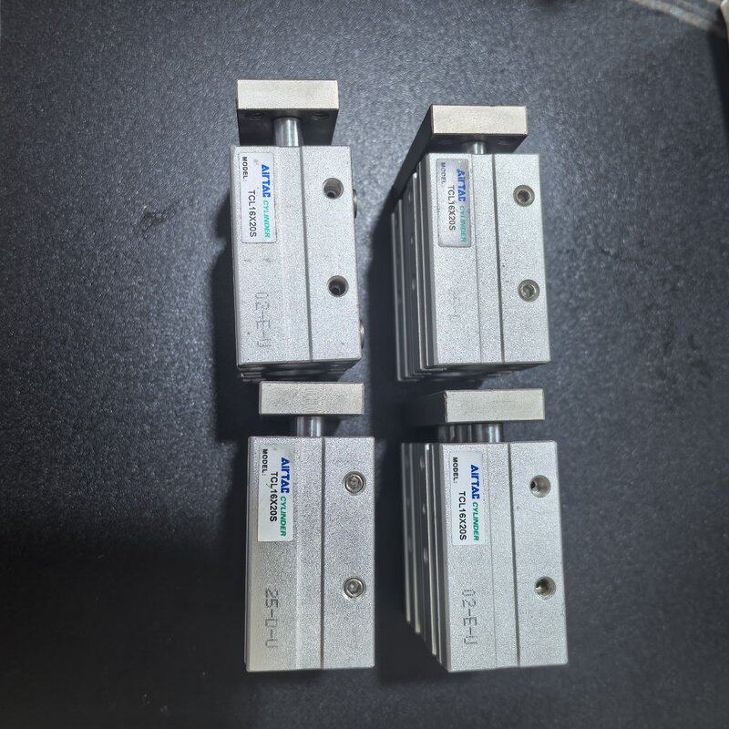 机二手亚德客TCL16x20S三轴气缸,三杆气缸,成色漂亮--议价商品