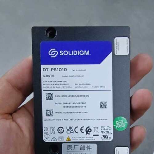 Solidigm PS1010 3.84T--议价商品