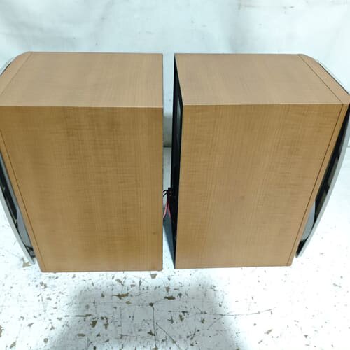 日本JVC三分频木质HiFi音箱一对,型号SP-UXJ60,--议价商品