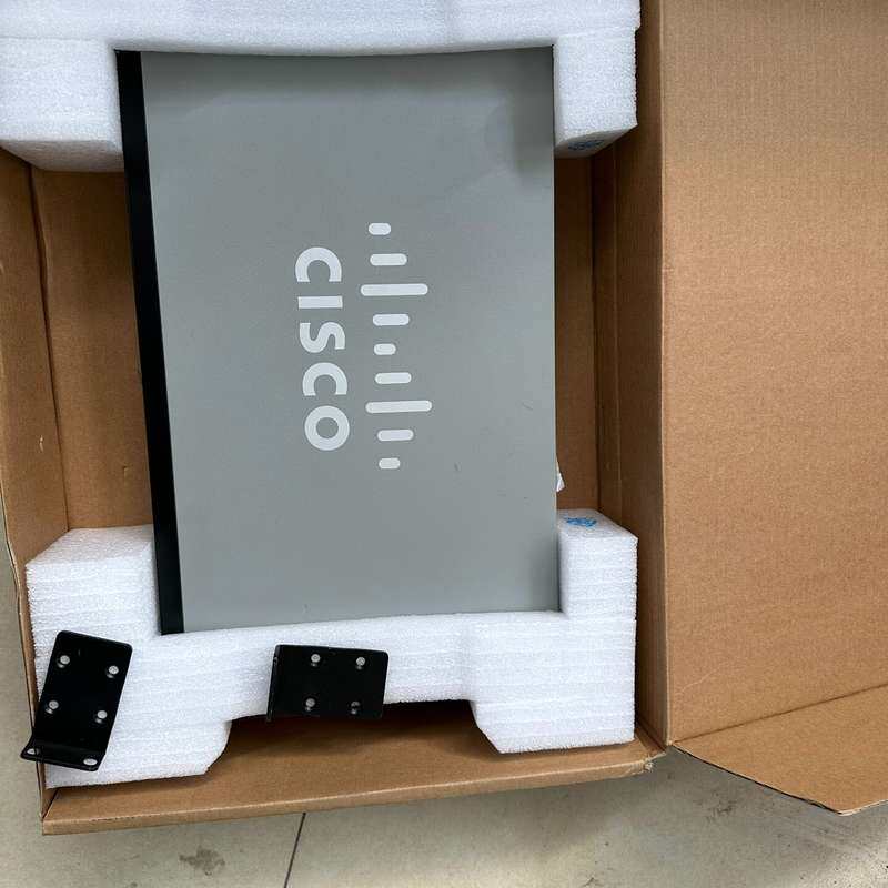 CISCO SF300-48 48口百兆交换机--议价商品