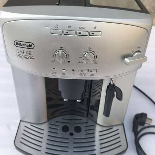 德龙ESAM2200.S全自动咖啡机，功能完好，实物拍摄，整--议价商品