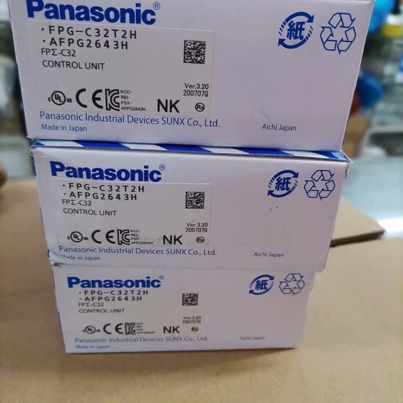 松下FPG-C32T2H编程器，全新原装正品--议价商品