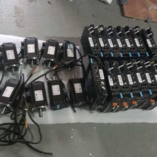 汇川SV660NS2R8l一Fs，Ms1H4一40B30CB--议价商品