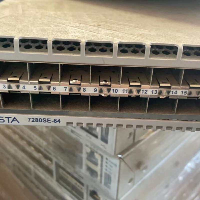 Arista 二手现货 DCS-7280SE-64 低价处理--议价商品