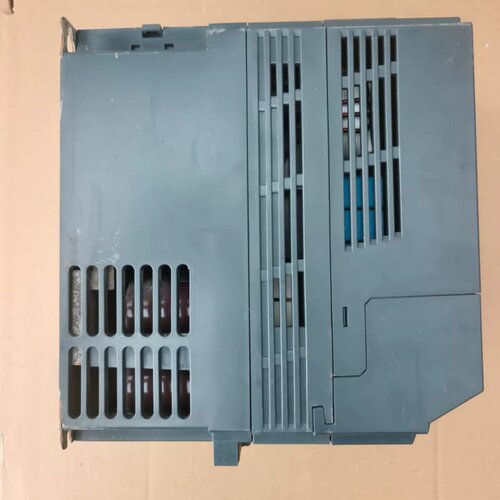 施耐德变频器ATV320U75N4B 7.5KW--议价商品