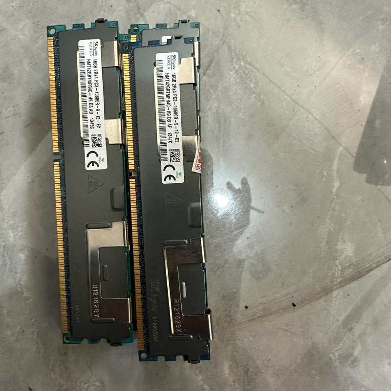 SK海力士服务器内存条 16GB DDR3 2Rx4 PC3--议价商品