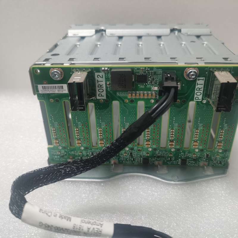HP DL380 G10 8盘位硬盘笼 871388-001--议价商品