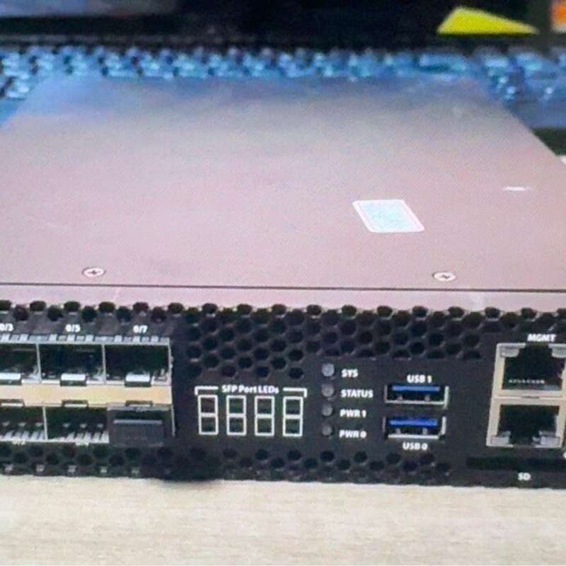 思科CISCO vedge-1000-AC-K9千兆路由器八--议价商品