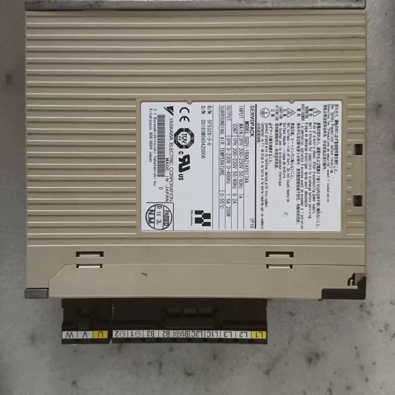 二手安川伺服驱动器 SGDV-1R6A21AY817AA--议价商品
