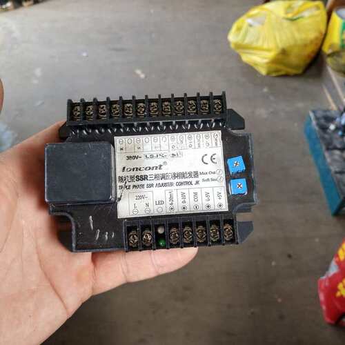 Loncont三相SSR移相触发器，实物拍的，原装板，有点使--议价商品