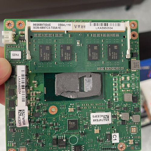 研华 SOM-6897C3-T03A1E 嵌入式系统开发版--议价商品
