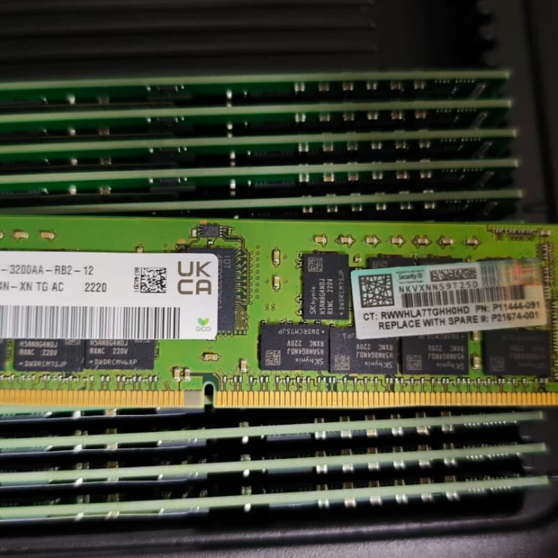 HP SK海力士32GB服务器内存条，型号HMA84GR7D--议价商品