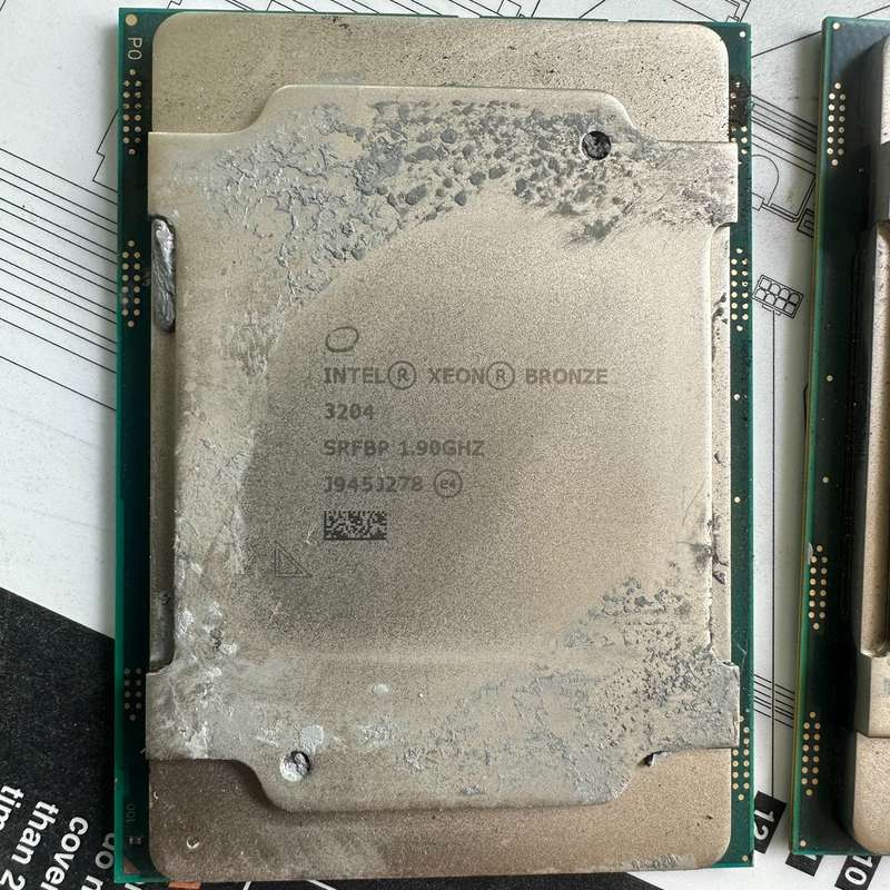 英特尔至强铜牌3204 CPU 1.9G主频 6核心6线程--议价商品
