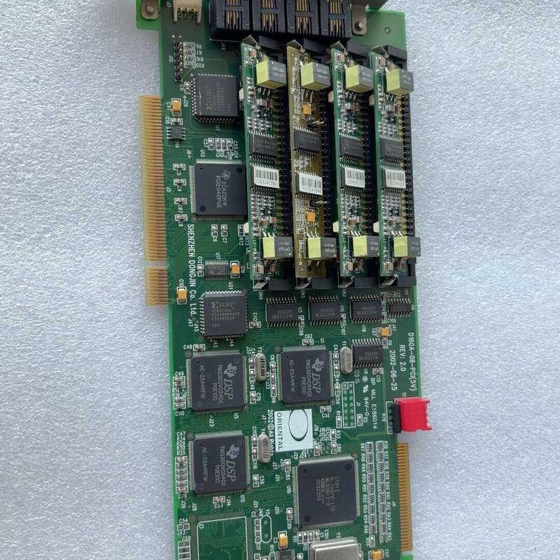 东进D160A-08-PCI(5V)模拟语音卡底，带4个模块--议价商品