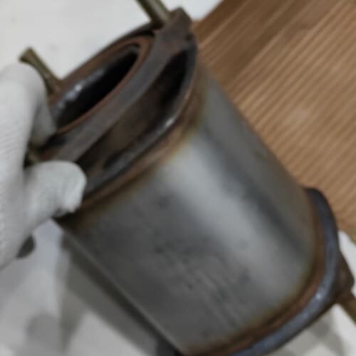 别克凯越1.6 1.8 三元催化器,全新库存,是包检测的那种--议价商