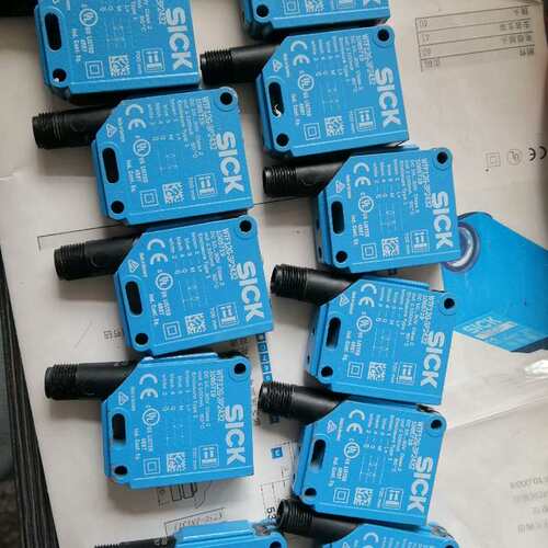 西克光电开关WTF12G-3P2432原装正品拆机成色如图功--议价商品